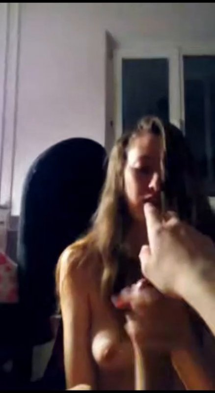Hild Hemmings in two girl blow amateur — leaked amateur video