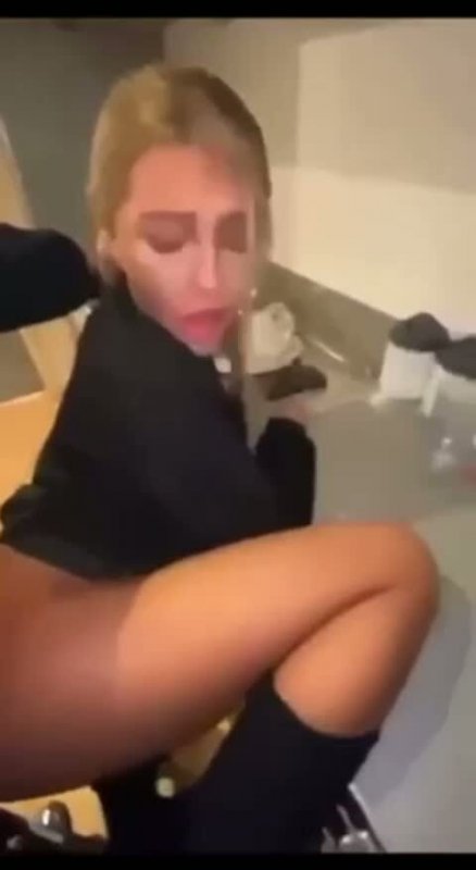 long hangigng tits
