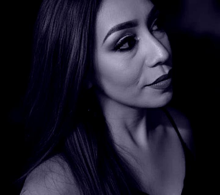 NeruIsabel model portrait